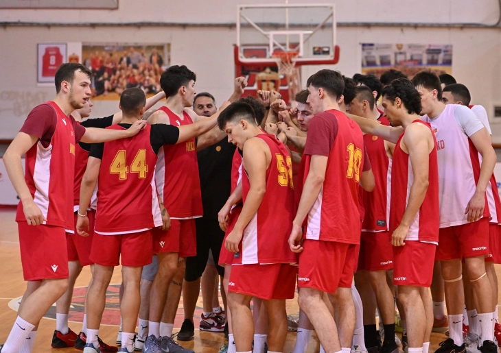 Последна контрола за пред заминувањето за Ерменија