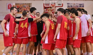 Последна контрола за пред заминувањето за Ерменија