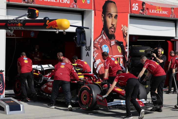 Екелстоун: Хамилтон освјуваше титули кога конкуренцијата беше слаба