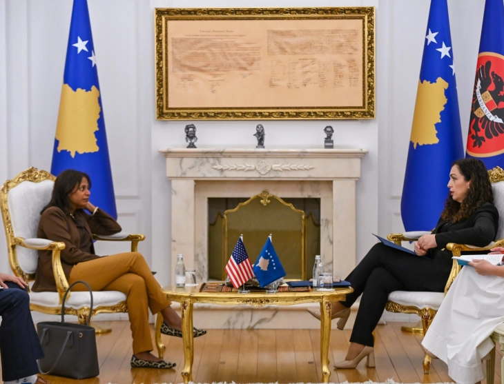 Presidentja Vjosa Osmani priti në takim të ngarkuarën me punë të Ambasadës së SHBA-së në Kosovë, Anu Pratipati