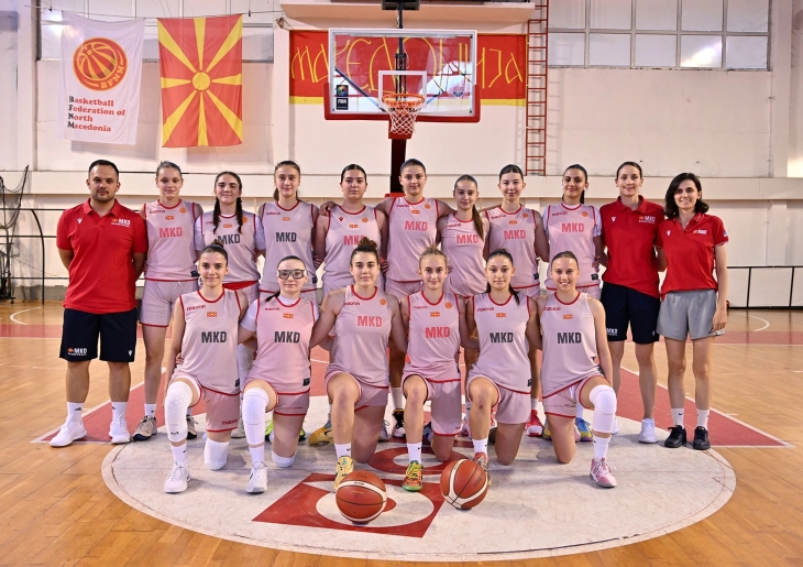 Јуниорките на Македонија отпатуваа за Литванија