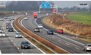 Traffic: Increased, no delays at borders