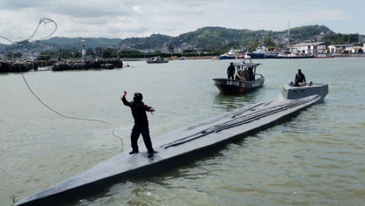 Колумбиската морнарица заплени беспилотна подморница што се користела за транспорт на дрога
