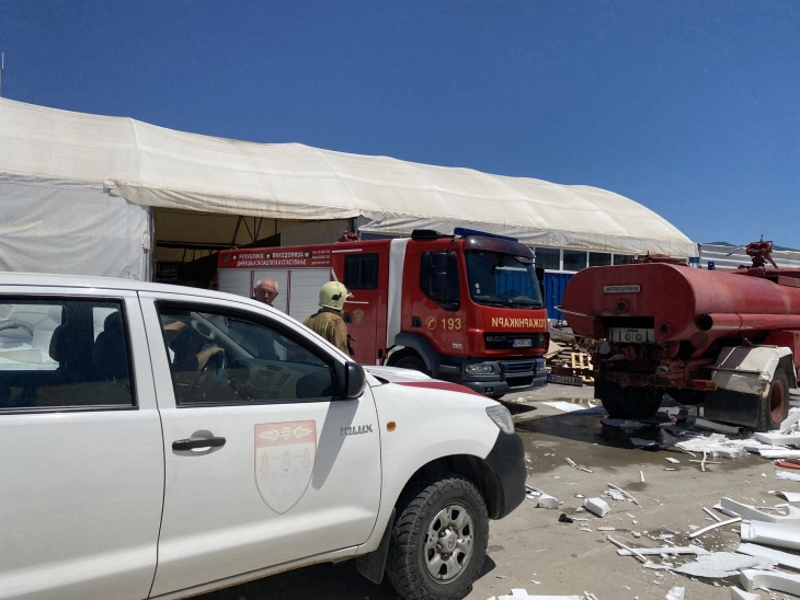 Изгаснат пожар во фабрика за стиропор во Кочани