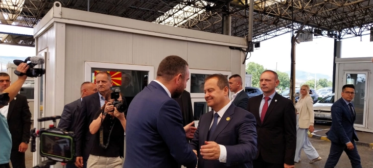 Toshkovski dhe Daçiq do të nënshkruajnë protokoll për One stop sistemin në vendkalimin kufitar 