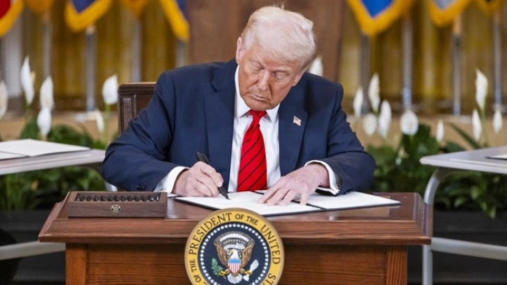 Трамп потпиша наредба за поскапување на влезниците во националните паркови