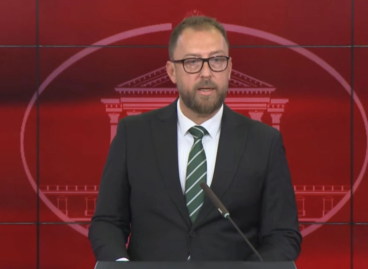 Љутков: „Стоби“ и „Универзална“ ќе добијат плата кога ќе достават пресметки според договореното