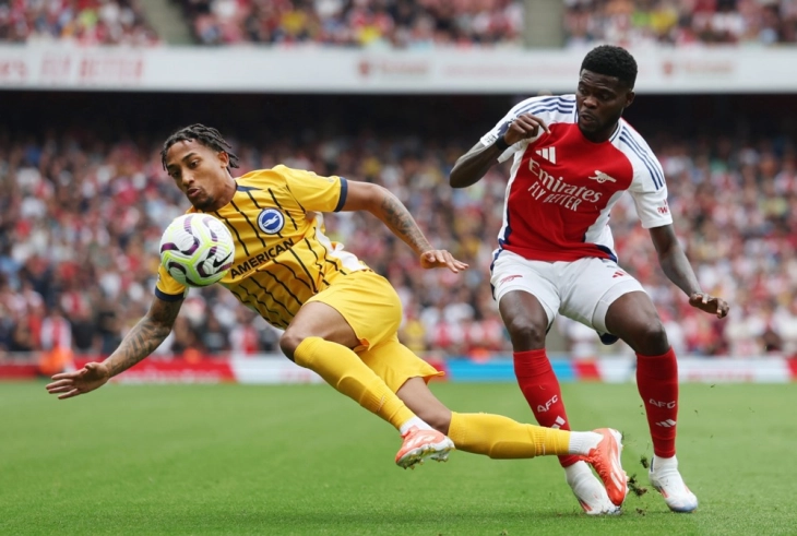 Играч на Арсенал обвинет за силување