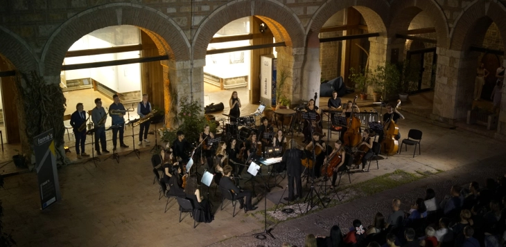 Концерт на „Фејмс“ со виолинистот Емилио Перцан во Сули ан