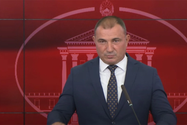 Ангелов: Состојбата со пожарите не е алармантна, посериозен е кај Блаце каде што проблем се теренот и ветрот   