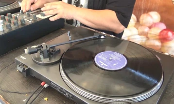 Традиционалната манифестација „20 часа урбан здив“ со Регионален саем на винили на Петровден во Кочани