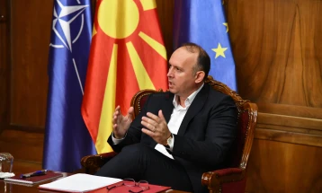 Gashi: Nuk është mirë si Kuvend të kryejmë interpelancë ndaj kryetarit të Gjykatës Kushtetuese, do të kërkoj definimin e fjalës 