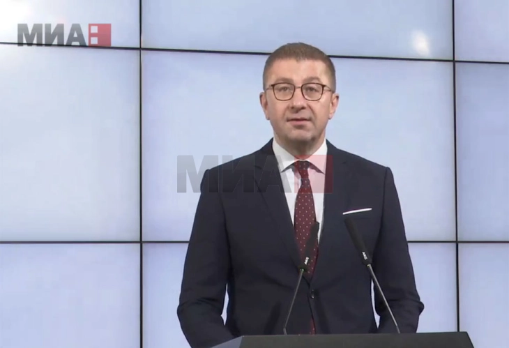 Mickoski: Sot Bullgaria punoi kundër nesh, por Maqedonia mbetet krenare, nuk do të lejojmë tradhti të re