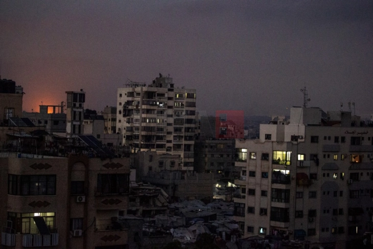 Најмалку 40 Палестинци загинале во израелски напади во Газа