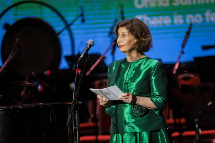 Сиљановска-Давкова на отворањето на „Охридско лето“: Во фестивалот се вткаени цели епохи на музичката, драмската и ликовната уметност