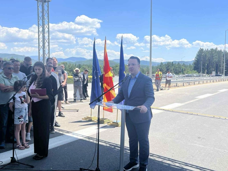 Николоски: Автопатот Кичево-Охрид симбол за неспособноста на минатата и за посветеноста на оваа Влада