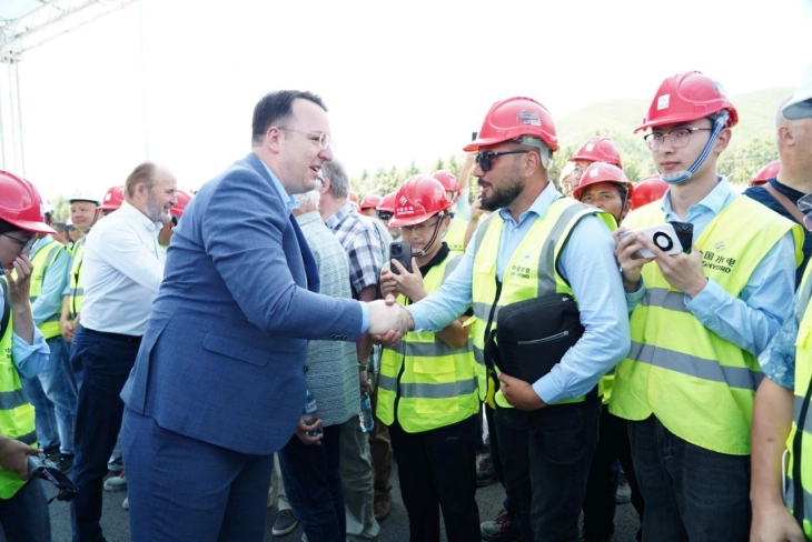 Николоски: Започна да се користи новиот автопат од Врбјани до Ботун, следуваат нови проекти