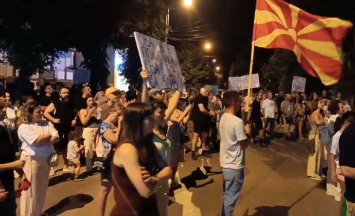 Во Струмица се одржа протестен марш против загадувањето од депониите