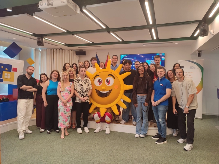 Fotografi që promovojnë sportin nga autorë të rinj nga Ballkani Perëndimor prezantohen në një ekspozitë