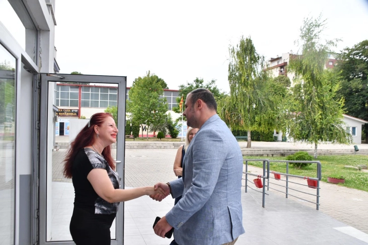 Ѓорѓиевски: Сите основни училишта во Општина Кисела Вода добија фотоволтаици