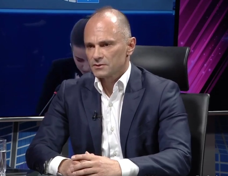 Filipçe: Konsensusi mbipartiak është zgjidhja e vetme, të bisedojmë dhe të përcaktojmë vijat e kuqe