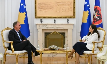 Presidentja Osmani realizoi takim konsultativ me kryetarin e Nismës Socialdemokrate, Fatmir Limaj