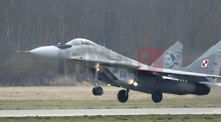 Polonia ngriti në ajër aerpolanët luftarakë për shkak të aktivitetit ajror rus pranë kufirit