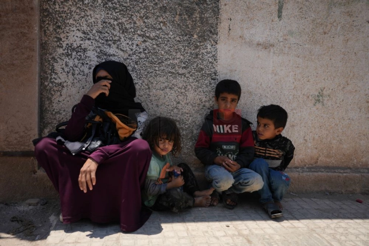 Сириската влада почна со евакуација на бедуински семејства од Свеида по прекинот на огнот