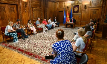 Гаши: Прашањето за учеството на независните кандидати на изборите ќе мора да се реши до или по одморите