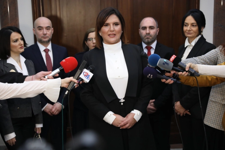 Левица ќе иницира разрешување на претседателката на ДКСК