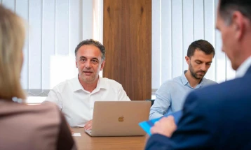 Министерот Алиу се сретна со хрватската амбасадорка, во фокусот на средбата зајакнување на билатералната соработка