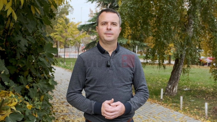 Герасимовски: Нов уметнички мурал на „Бушава азбука“ во Дебар Маало, Центар како светските метрополи