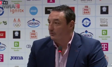 EYOF enjoys positive vibe, pole vault world record broken