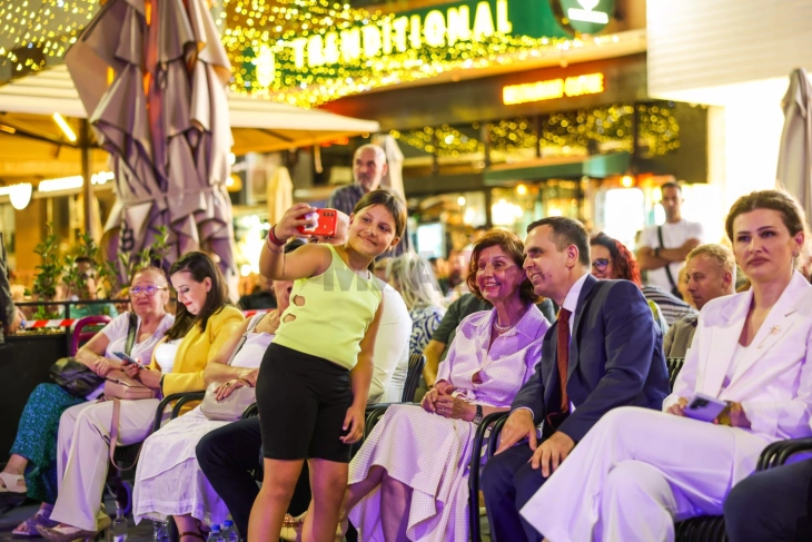 Siljanovska-Davkova në manifestimin 