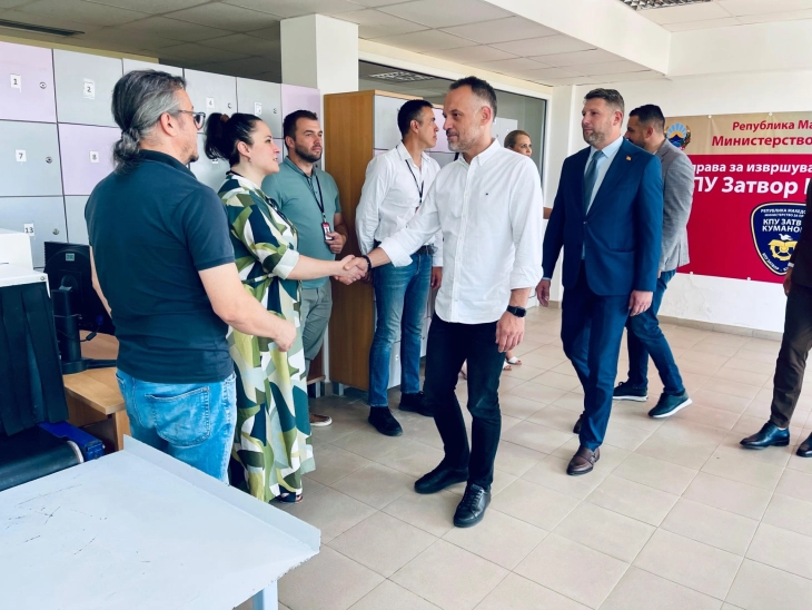 Заменик-претседателот на Владата, Фетаи го посети Затворот во Куманово