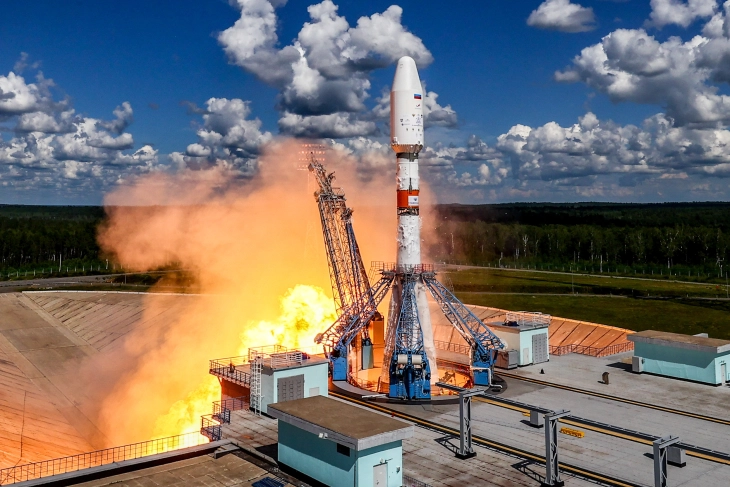 Русија лансира ирански телекомуникациски сателит во вселената