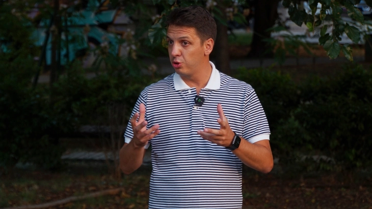 Трајановски од СДСМ: Аеродром мора да се води со знаење, одговорност и слух за граѓаните