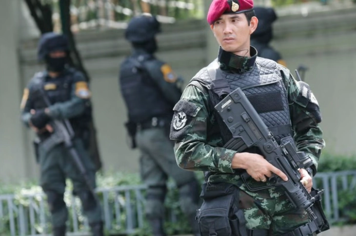 Камбоџа и Тајланд се обвинуваат меѓусебно за артилериски напади