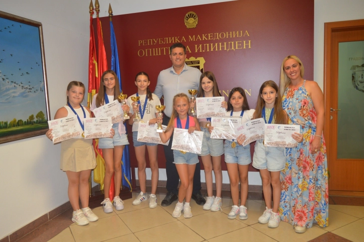 Светските шампиони од „Марбал“ на прием кај градоначалникот Георгиевски