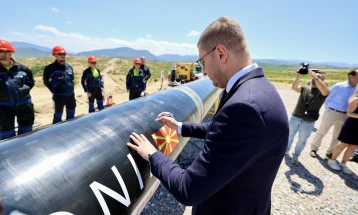 Mickoski: Investimet në energjetikë për dallim nga më parë janë pa privilegje dhe kërkesa për ryshfet