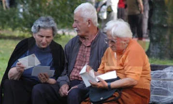 Фондот за пензиско и инвалидско осигурување воведува СМС-известувања за решенија за пензија