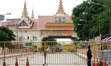 Kufiri mes Tajlandës dhe Kamboxhisë është i qetë pas përplasjeve të vogla, tha kryeministri tajlandez