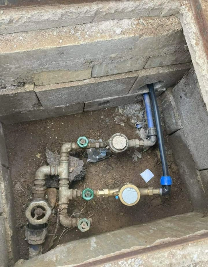 Без вода улиците „Коце Металец“, „Душан Ташковиќ“ и „Филип Филиповиќ“ во Железара