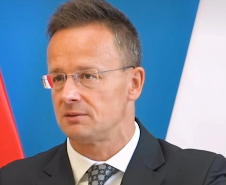 Сијарто: Европската унија е понижена и исмеана