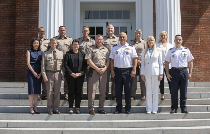 Делегација предводена од началникот на ГШ, Лафчиски, се сретна со гувернерот на Вермонт и го посети Универзитетот „Норвич“
