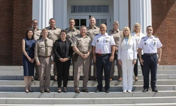 Delegacioni i udhëhequr nga shefi i Shtatmadhorisë, Lafçiski u takua me guvernatorin e Vermontit dhe vizitoi universitetin 
