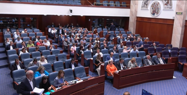 Донесен законот со кој учениците од верските училишта ќе можат да полагаат државна матура и да се запишуваат на универзитетите