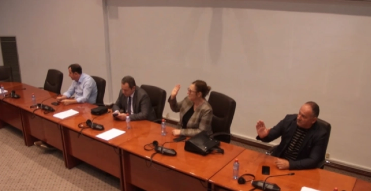 Mbështetje për ndryshimet në Ligjin për automjetet nga Komisioni për çështje ekonomike, punë dhe politikë energjetike