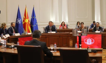 Seanca e KES-it, LSM kërkon të bisedohet për rritjen e pagave, punëdhënësit thonë të kihet kujdes