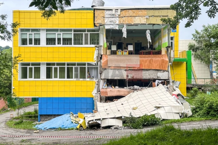 Кремљ за земјотресот: Се покажа дека зградите се отпорни